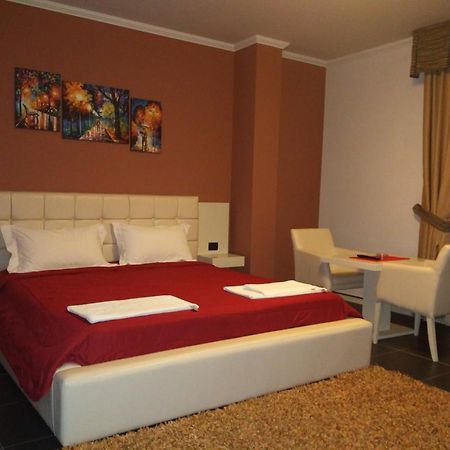 Hotel Mustang Vasqarr エクステリア 写真
