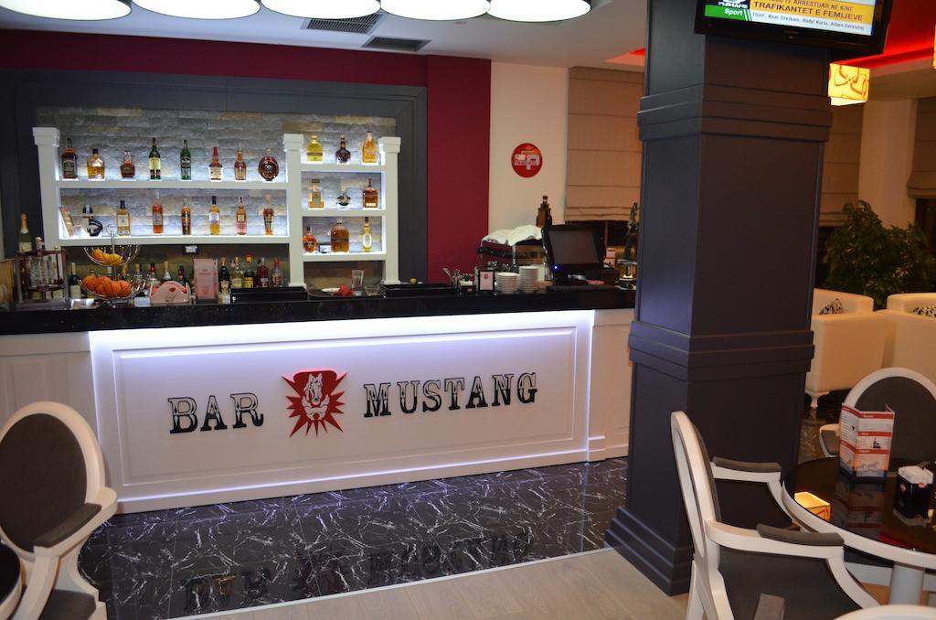 Hotel Mustang Vasqarr エクステリア 写真