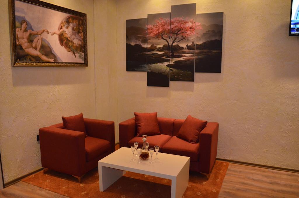 Hotel Mustang Vasqarr エクステリア 写真