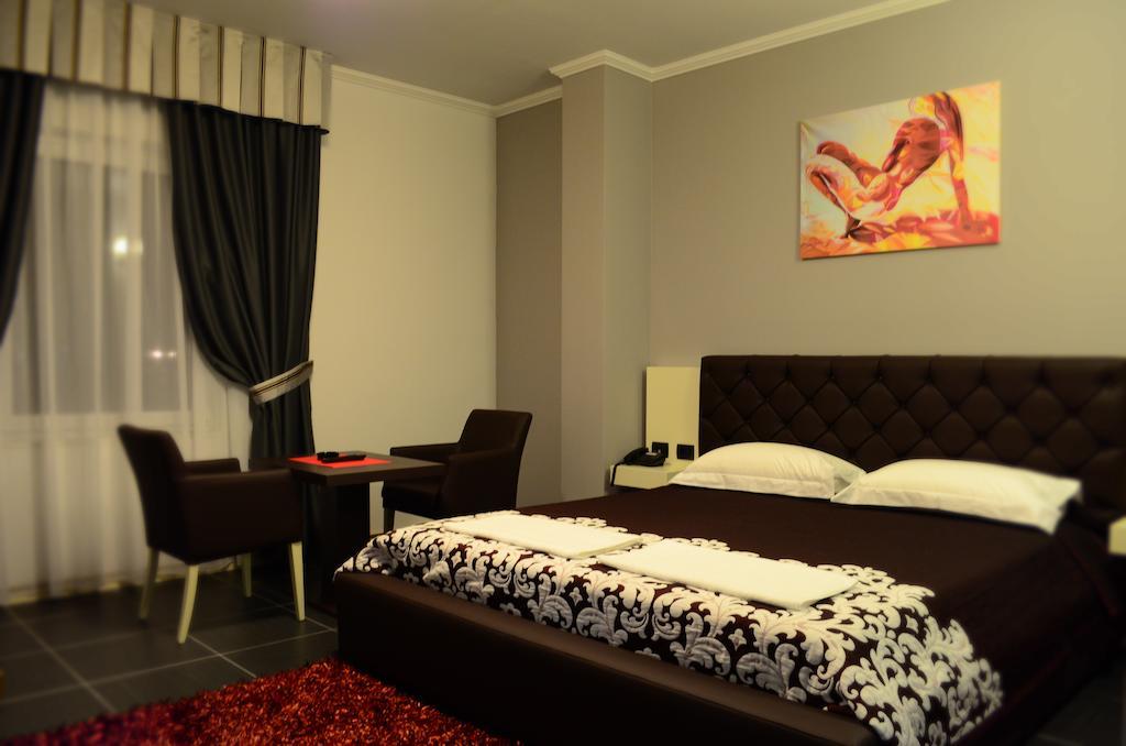 Hotel Mustang Vasqarr エクステリア 写真