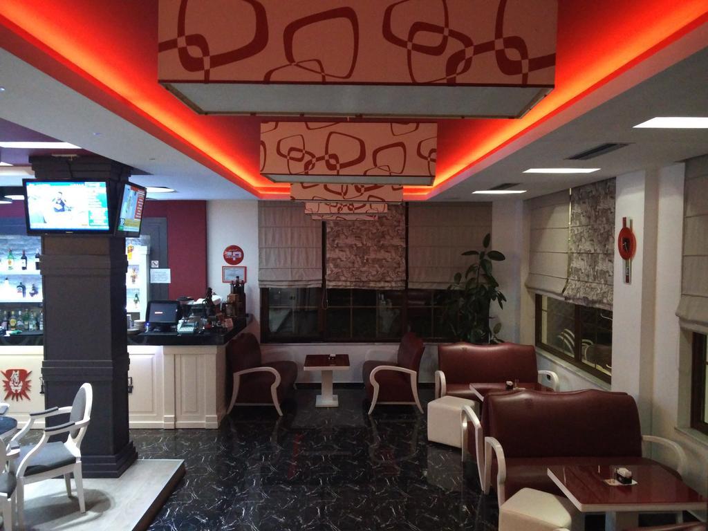 Hotel Mustang Vasqarr エクステリア 写真
