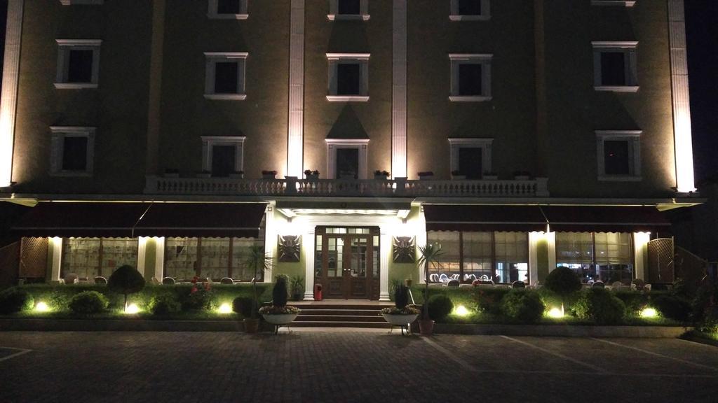 Hotel Mustang Vasqarr エクステリア 写真