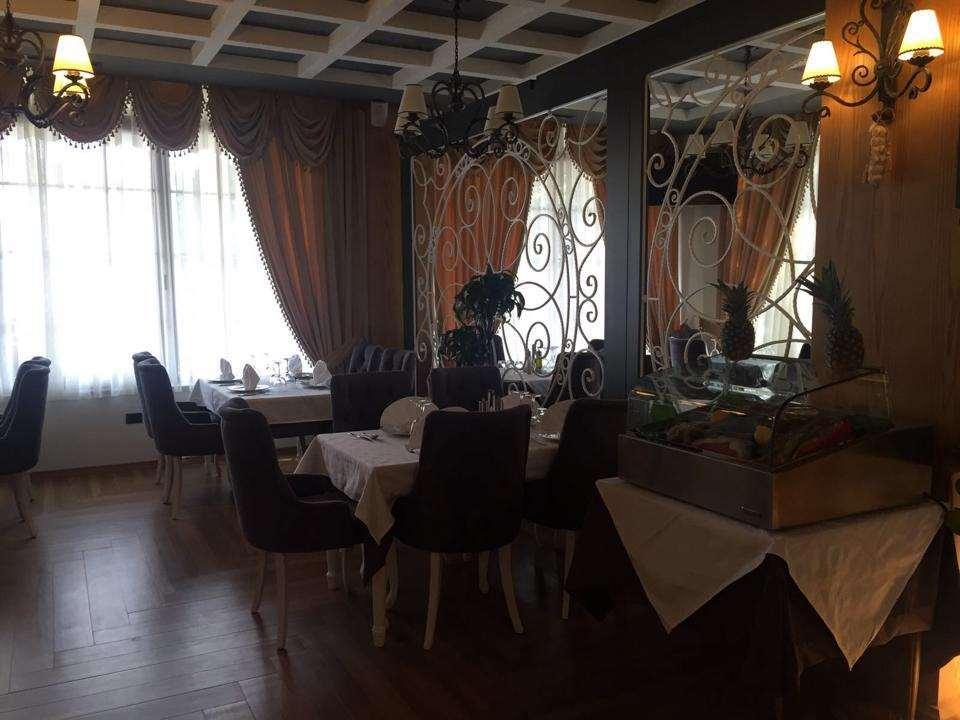 Hotel Mustang Vasqarr レストラン 写真